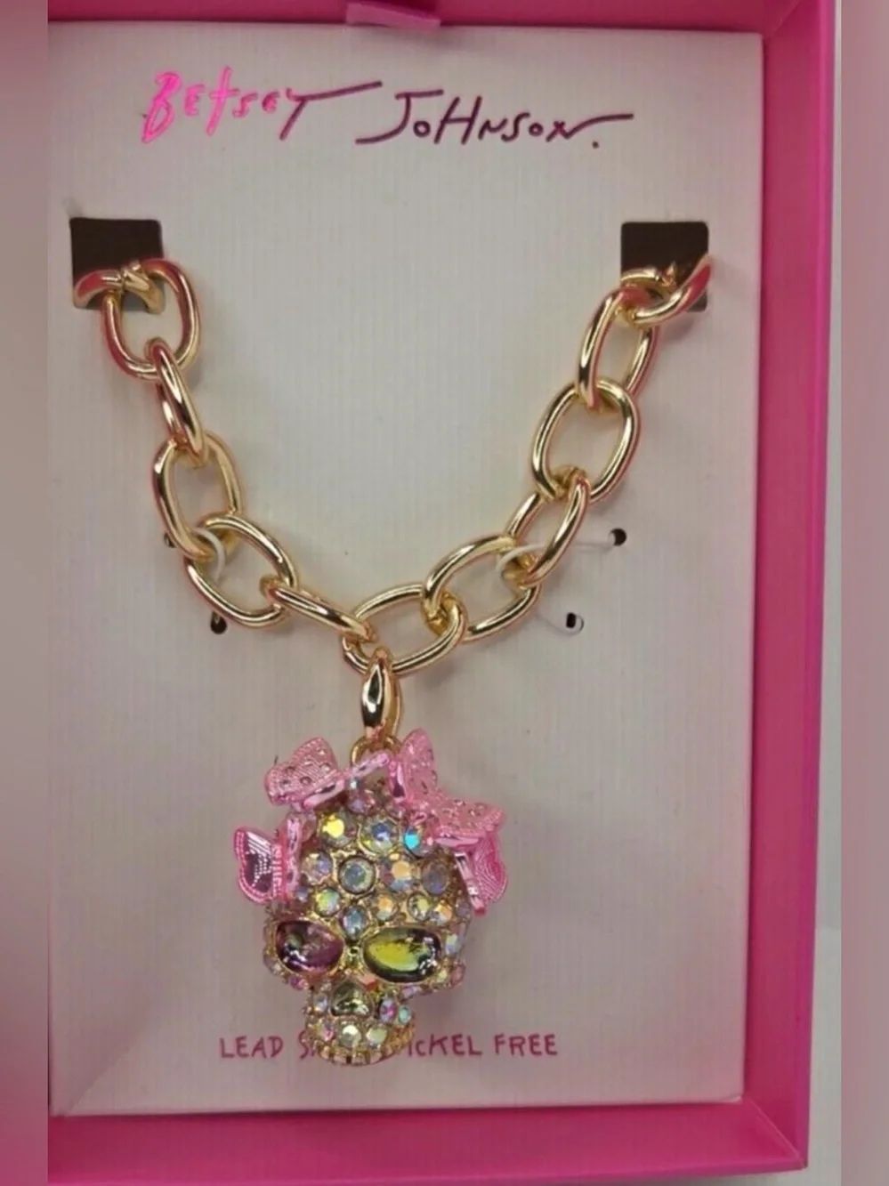 BNWT  Betsey Johnson Halloween Pink
Butterfly Skull Necklace